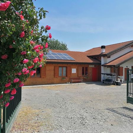 Agriturismo Bio Apipoli Lucino Exterior foto